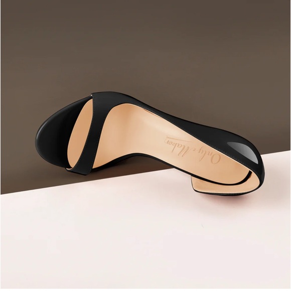 Black Open Toe Side Cut Stiletto High Heel Sandals - Picture 2 of 10